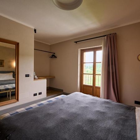 ノーヴィ・リーグレ Cascina Bineヴィラ エクステリア 写真