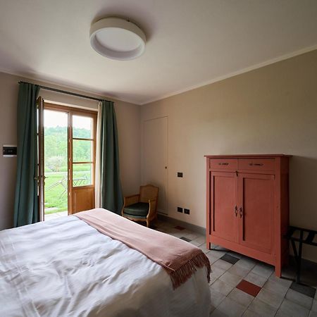 ノーヴィ・リーグレ Cascina Bineヴィラ エクステリア 写真